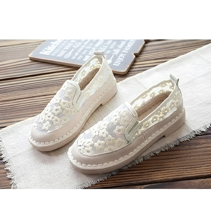 Chaussures femme style féerique en dentelle, respirantes et fleuries